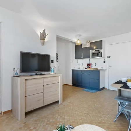 Apartment Monica By Pom, A 200m, Piscine, Sauna Agde